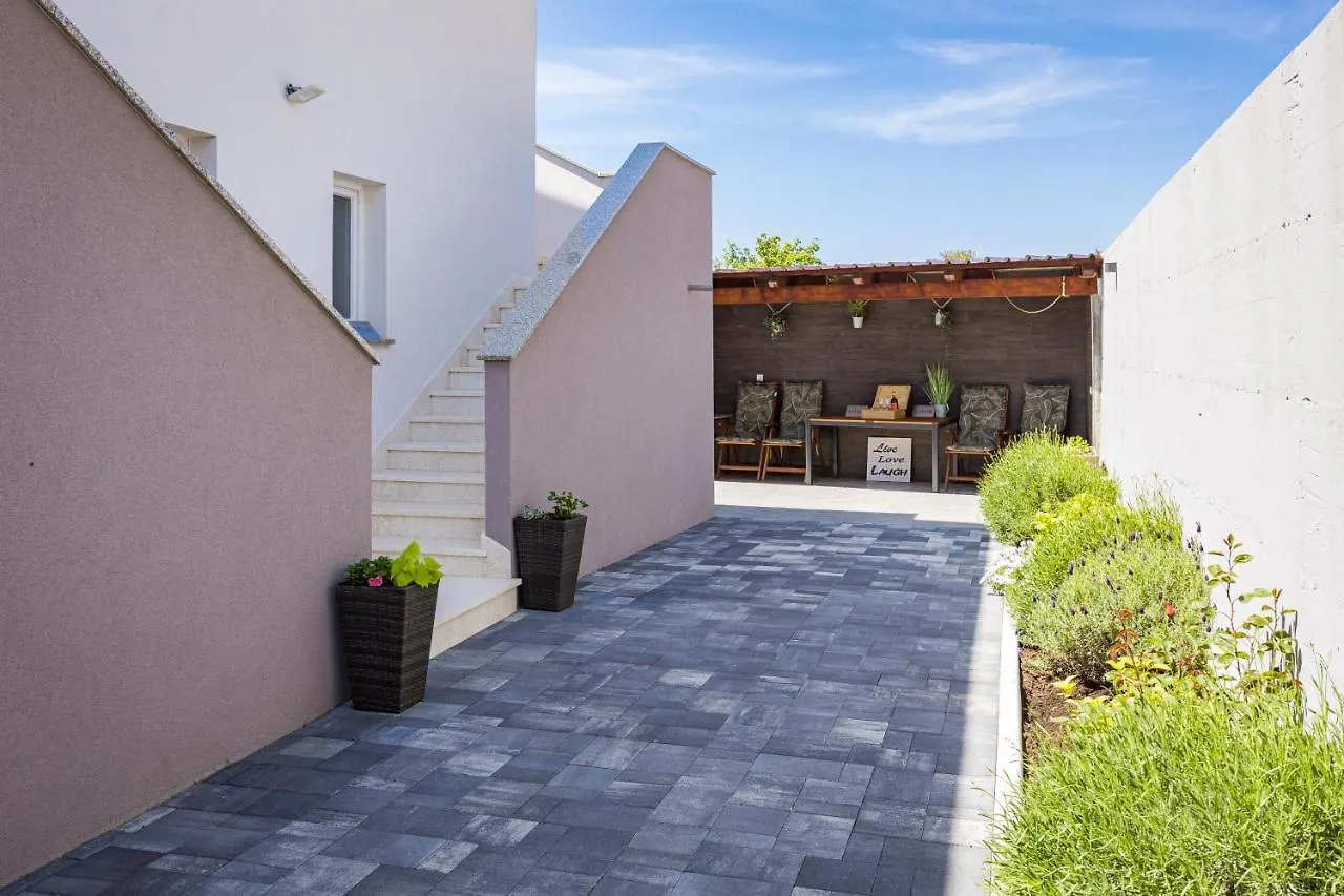 Luxury Apartments Lotus&Lovor Pula